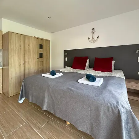 Galeon Apartment *