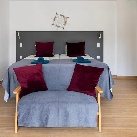 Apartament Galeon *